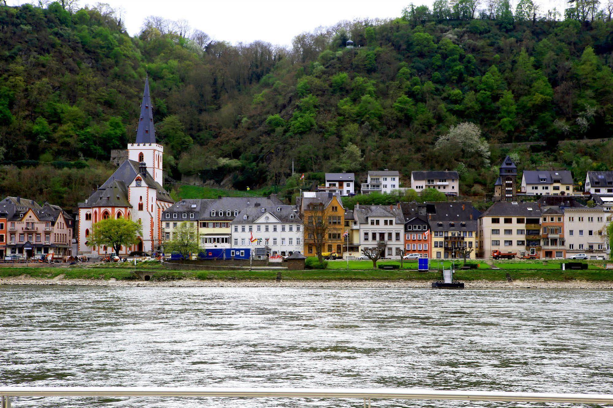 Pohl's Rheinhotel Adler Sankt Goarshausen Exterior foto